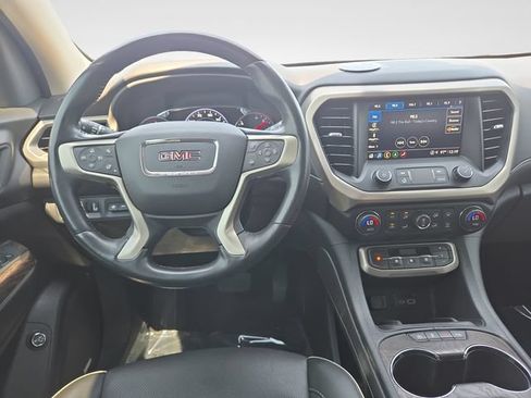 Used 2021 GMC Acadia Denali w/ Denali Technology Package FWD image 10