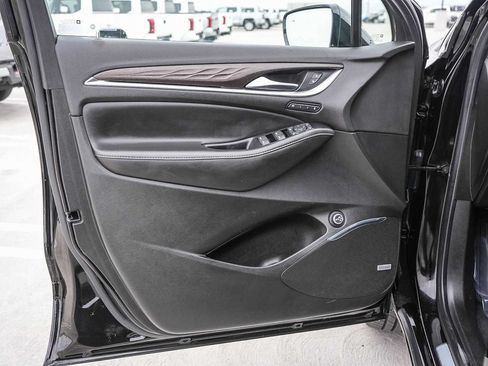 Used 2023 Buick Enclave Avenir w/ Avenir Technology Package FWD image 22