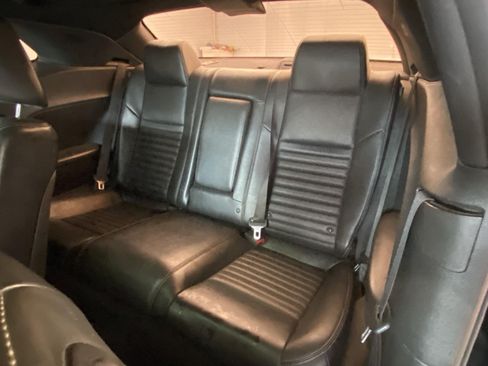 Used 2013 Dodge Challenger SXT RWD image 12