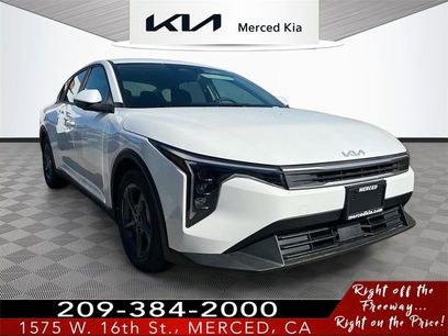 New 2026 Kia K4 LXS