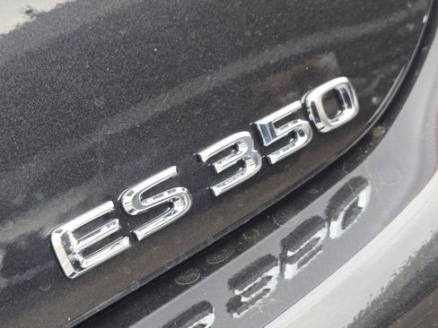 New 2025 Lexus ES 350 w/ Premium Package image 7