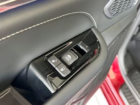 Used 2024 Jeep Grand Cherokee L Overland image 27