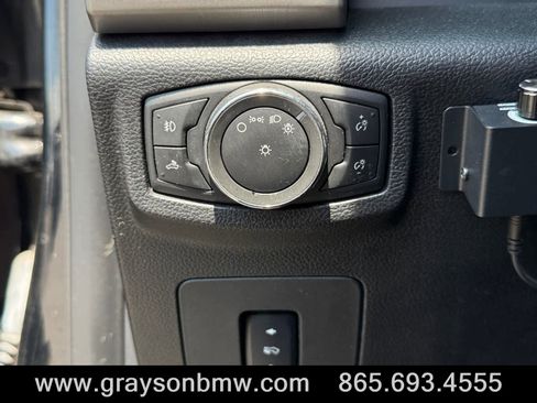 Used 2017 Ford F150 Lariat w/ Equipment Group 502A Luxury RWD image 32
