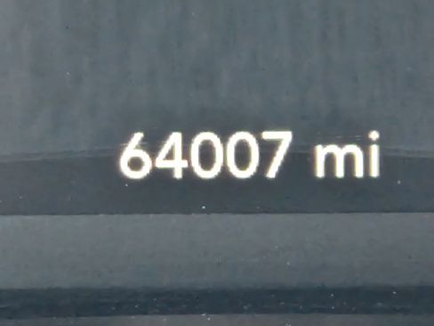 Used 2023 Chrysler Voyager LX image 19