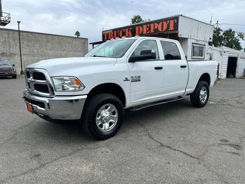 Used 2017 RAM 3500 Tradesman w/ Chrome Appearance Group AWD/4WD image 2
