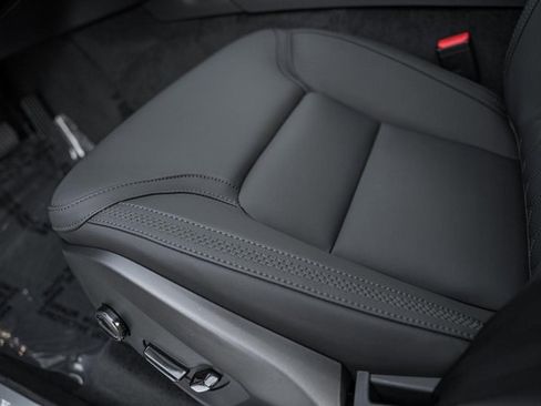 New 2026 Volvo XC90 B6 Plus w/ Protection Package Premier image 31