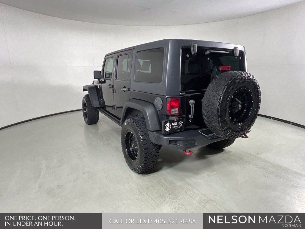 Used 2017 Jeep Wrangler Unlimited Rubicon AWD/4WD image 8