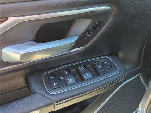 Used 2020 RAM 1500 Laramie RWD image 8