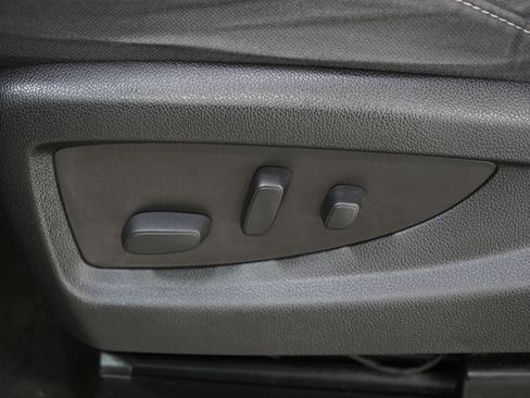 Used 2016 GMC Sierra 1500 SLE w/ SLE Value Package AWD/4WD image 23