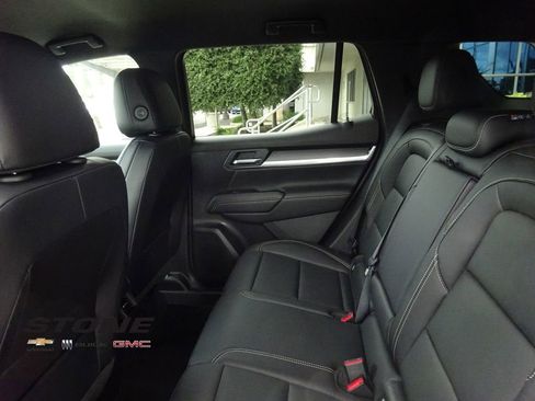 New 2026 GMC Terrain Elevation w/ Elevation Premium Package FWD image 20