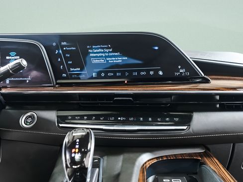 Used 2022 Cadillac Escalade Premium Luxury w/ Touring Package AWD/4WD image 14