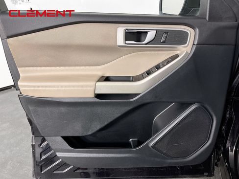 Used 2020 Ford Explorer XLT RWD image 26
