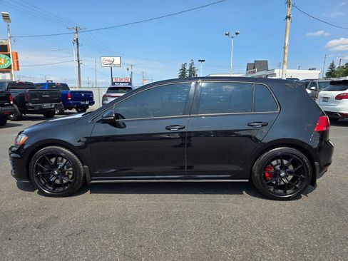 Used 2017 Volkswagen GTI SE FWD image 9
