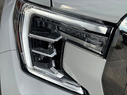 Used 2022 GMC Sierra 1500 SLT image 31