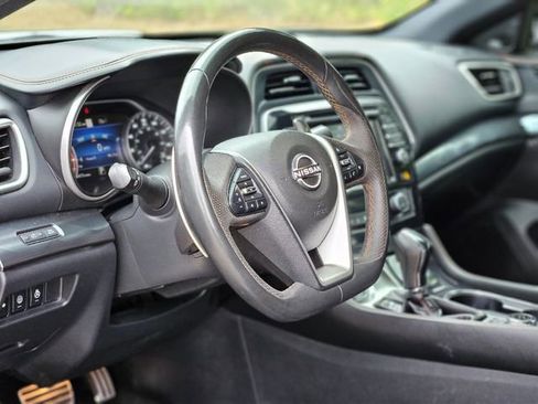 Certified 2023 Nissan Maxima SR w/ Sport Mat Group image 12