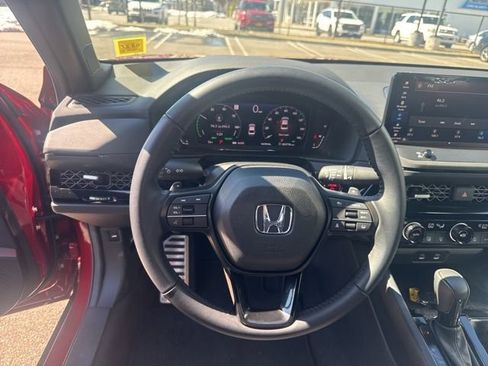 Used 2024 Honda Accord Sport image 15