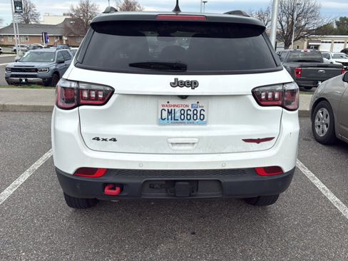 Used 2023 Jeep Compass Trailhawk w/ Sun and Sound Group image 8