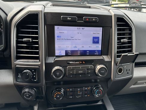 Used 2019 Ford F150 XLT w/ Equipment Group 302A Luxury AWD/4WD image 60