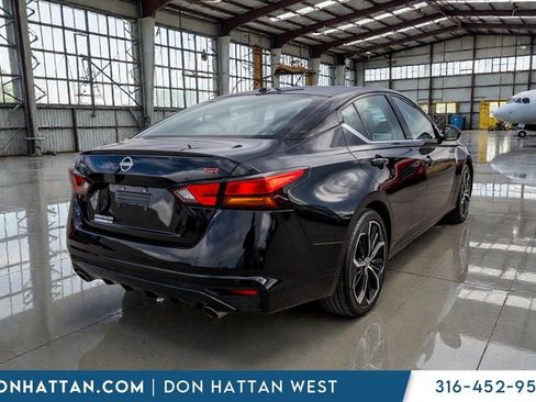 Used 2024 Nissan Altima 2.5 SR image 31