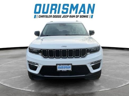 Used 2023 Jeep Grand Cherokee 4WD 4xe image 8