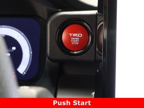 Used 2024 Toyota Tacoma TRD Sport image 17