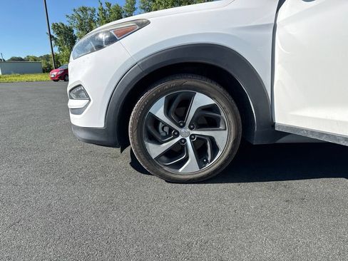 Used 2018 Hyundai Tucson Value FWD image 25