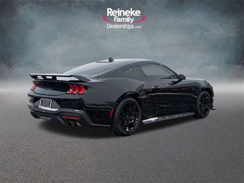 Used 2024 Ford Mustang GT Premium w/ GT Performance Package image 5