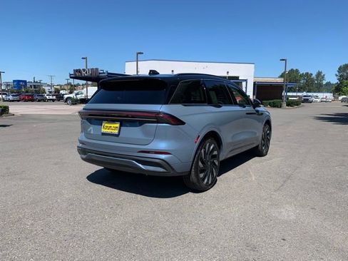 New 2025 Lincoln Nautilus Black Label w/ Jet Appearance Package image 6