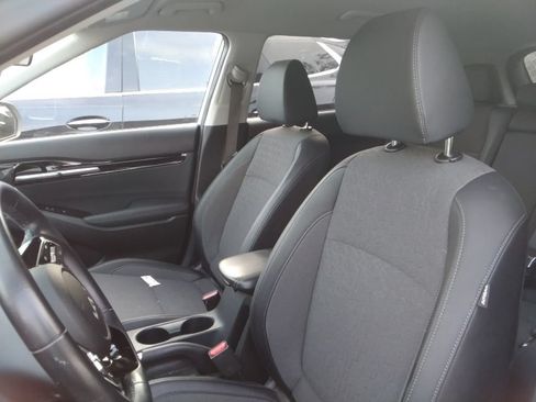 Used 2024 Kia Seltos S FWD image 5