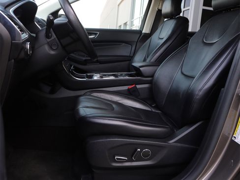 Used 2019 Ford Edge Titanium w/ Cargo Accessory Package image 14