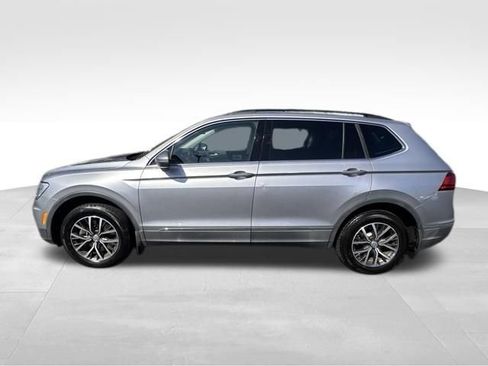 Used 2020 Volkswagen Tiguan SE FWD image 3