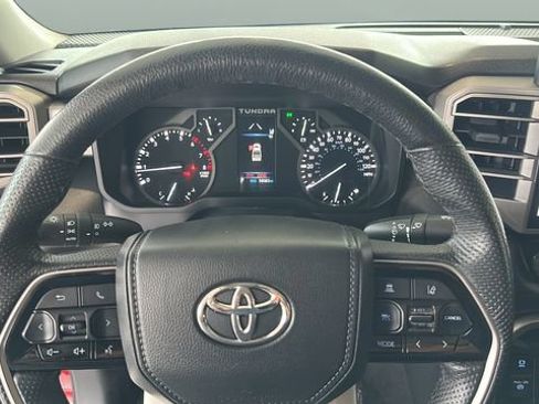 Used 2022 Toyota Tundra Limited AWD/4WD image 16