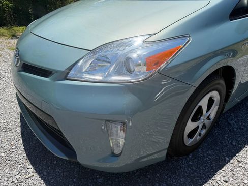 Used 2013 Toyota Prius Two FWD image 12