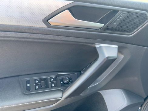 Used 2023 Volkswagen Tiguan S image 15