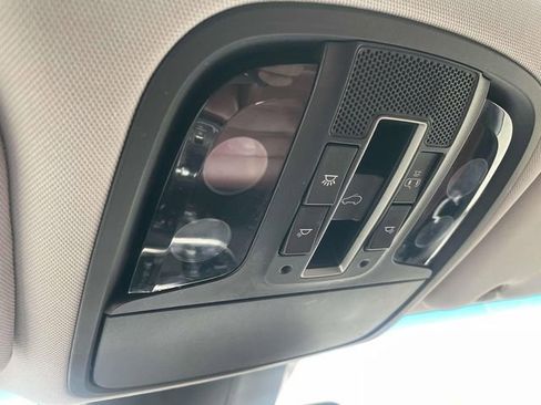 Used 2018 Kia Sorento SX image 31