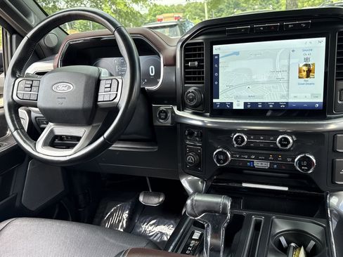 Used 2021 Ford F150 Lariat AWD/4WD image 3