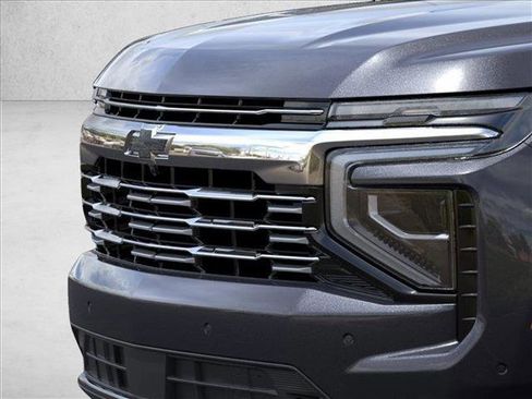 New 2026 Chevrolet Suburban Premier image 13