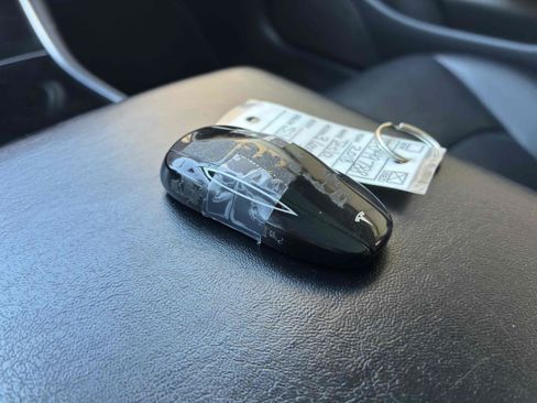 Used 2018 Tesla Model 3 Long Range RWD image 57
