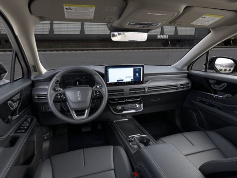 New 2026 Lincoln Corsair Grand Touring image 9