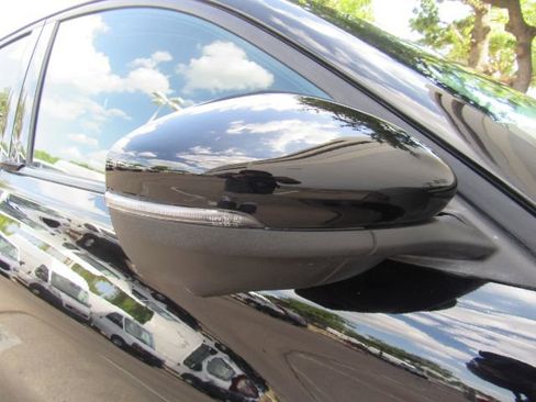 Used 2025 Ford Mustang Mach-E Select w/ Comfort Package Lite image 22