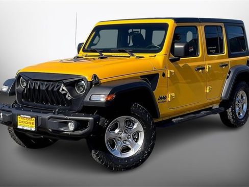 Used 2021 Jeep Wrangler Unlimited Freedom Edition image 2