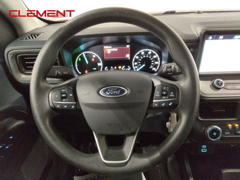 Used 2023 Ford Maverick XL image 9