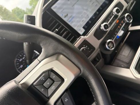 Used 2022 Ford F350 Lariat w/ Lariat Ultimate Package AWD/4WD image 33