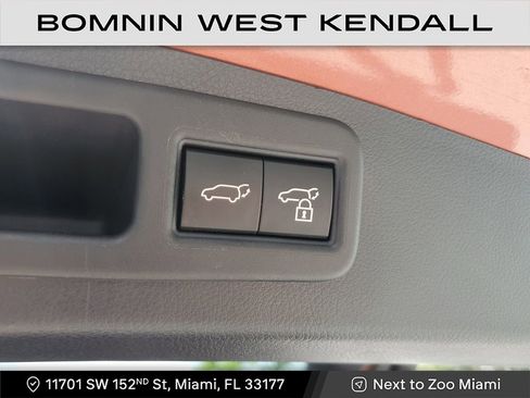 Used 2023 Lexus RX 500h F Sport image 13