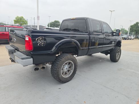 Used 2013 Ford F250 XLT AWD/4WD image 3