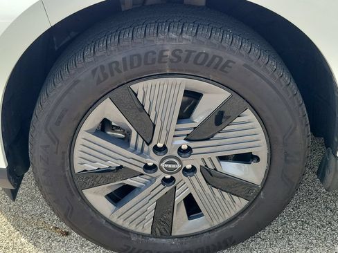 Used 2025 Nissan Murano SL AWD/4WD image 7