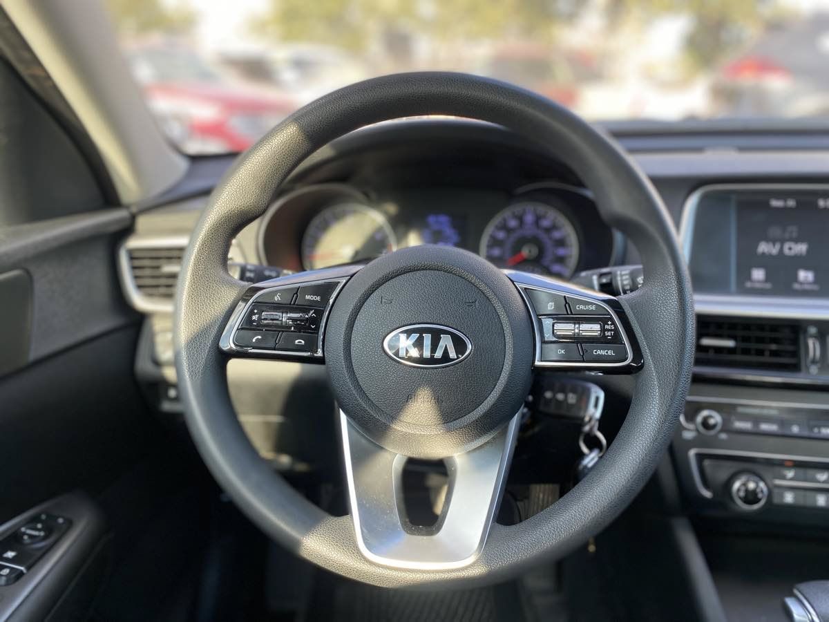 Used 2019 Kia Optima LX FWD image 13