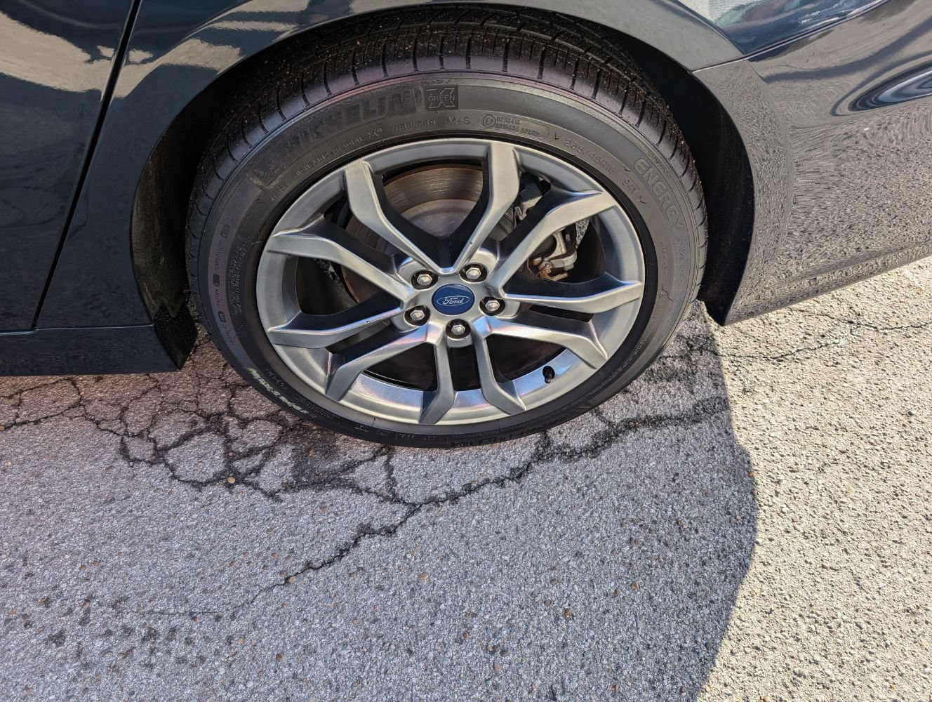 Used 2020 Ford Fusion SEL FWD image 27