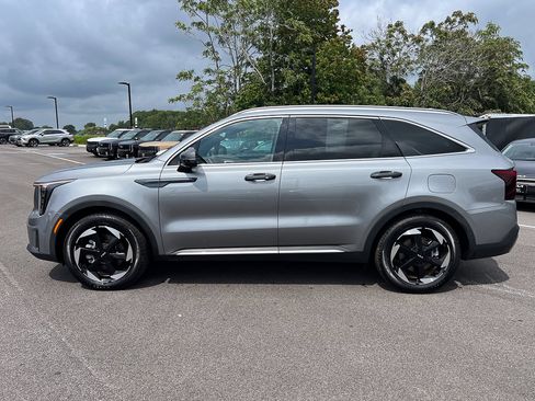 Used 2025 Kia Sorento SX Prestige AWD/4WD image 2