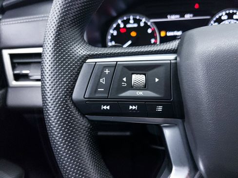 New 2025 Mitsubishi Outlander ES image 22